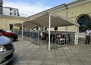 <font color='red'>膜結構車棚</font>積水的原因以及排水的重要性