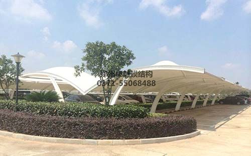 太原國樾龍城膜結構車棚