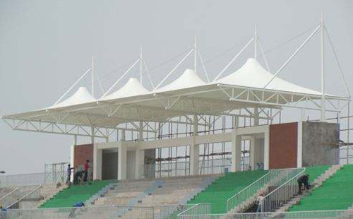 鄭州澍青醫學高等專科學校膜結構看臺