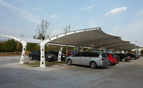 天方藥業膜結構車棚