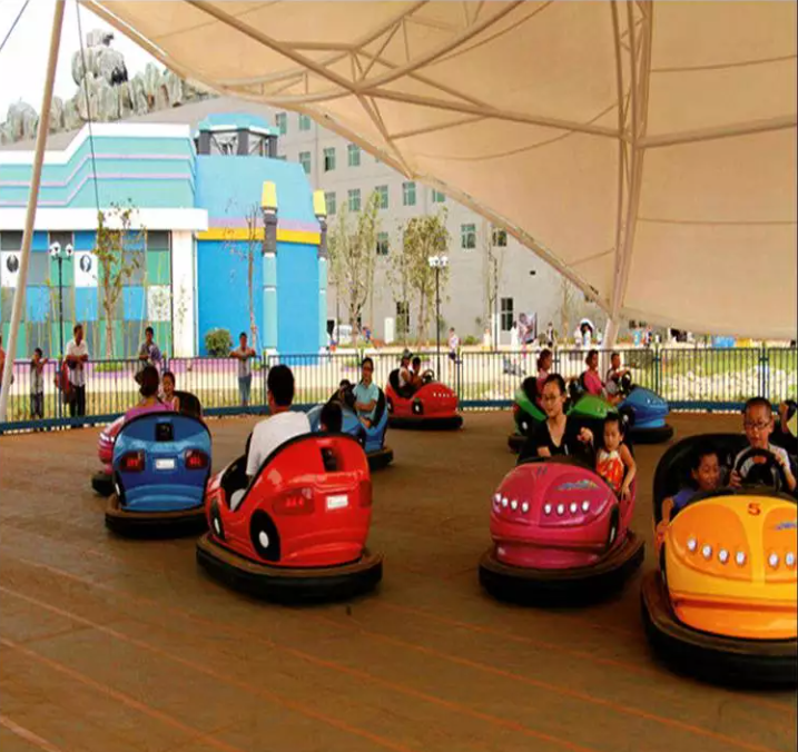 碰碰車遮陽棚為什么都要選用pvdf材質