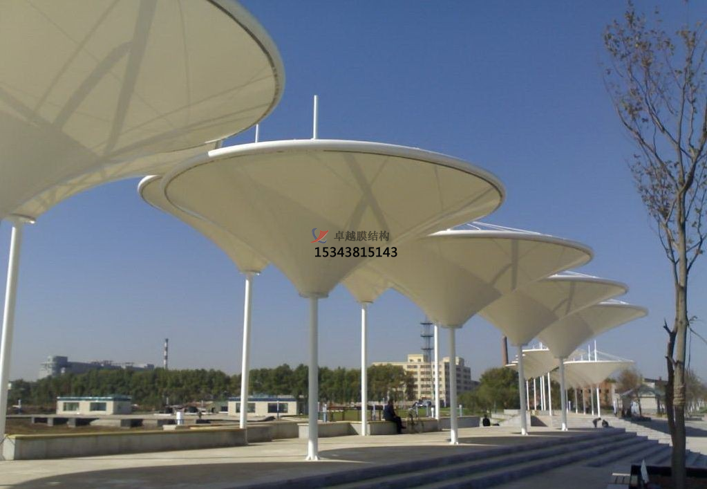 景觀膜結構出現以下問題，這正常么？