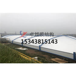 反吊膜用的膜材是如何運送到施工現場的?