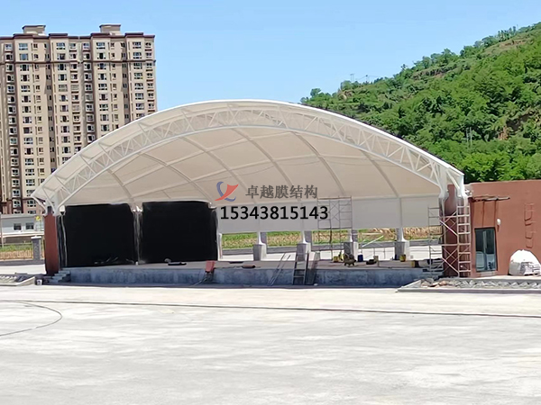 舞臺<font color='red'>張拉膜結構</font>的特性