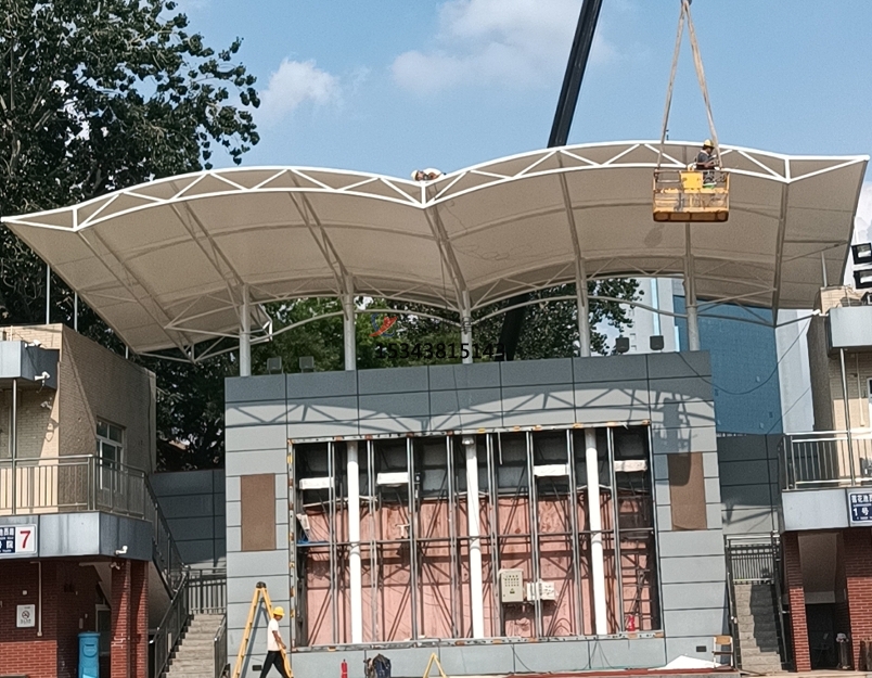 北京海淀區七一小學看臺