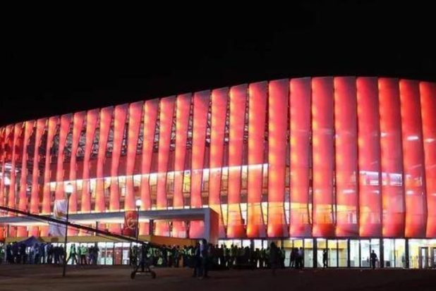 怎么選擇靠譜的索膜結構生產廠家？