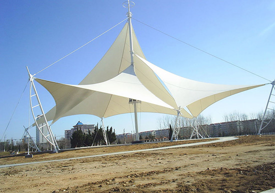 全新建筑形式！膜結構雨棚的奇特性能分析